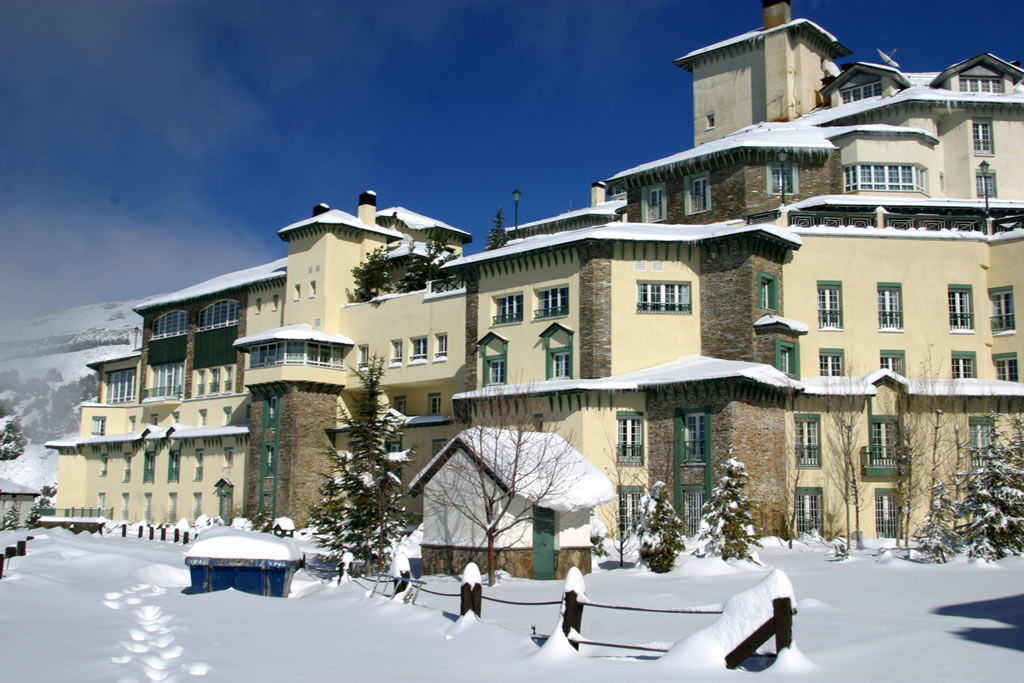 Hotel Apartamentos Trevenque Sierra Nevada Dış mekan fotoğraf