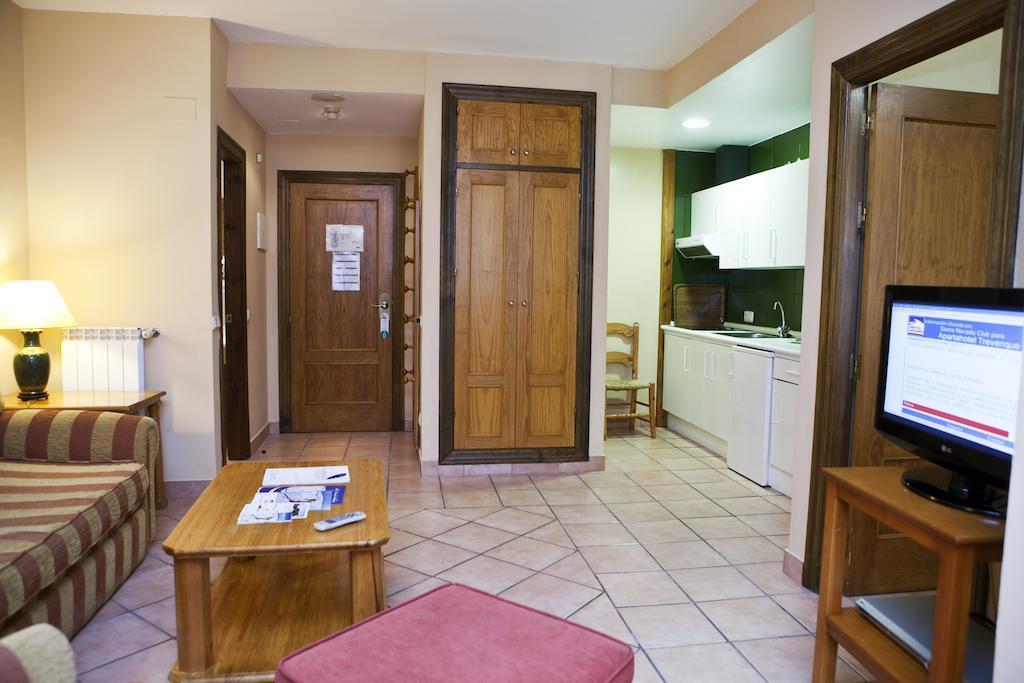 Hotel Apartamentos Trevenque Sierra Nevada Dış mekan fotoğraf